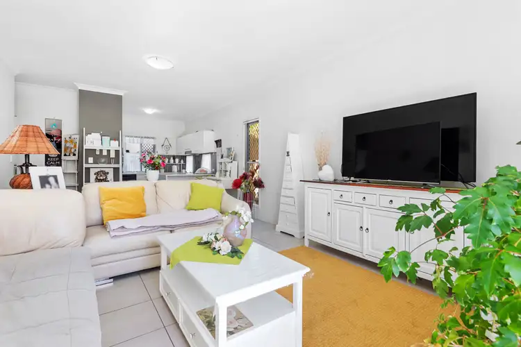 Fourth view of Homely townhouse listing, 8/1 Cascade Drive, Underwood QLD 4119