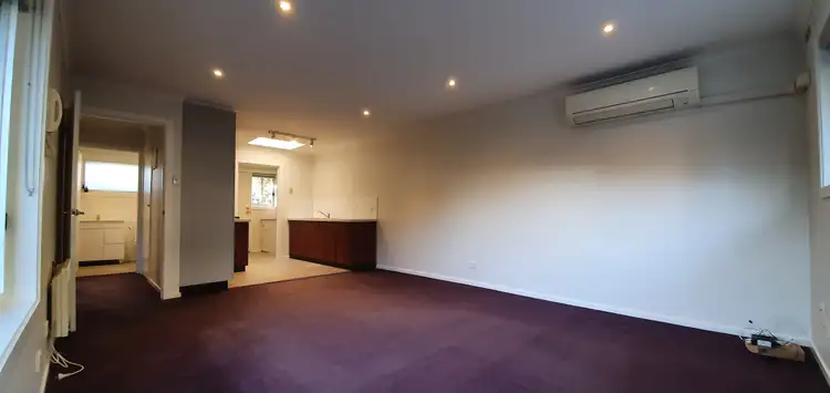 Second view of Homely unit listing, 2/7 Golf Links Avenue, Oakleigh VIC 3166