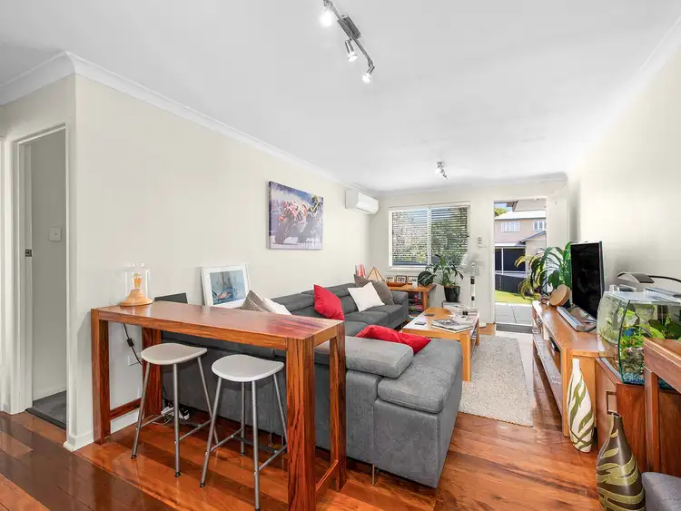 Third view of Homely apartment listing, 2/40 Beatrice Street, Hawthorne QLD 4171