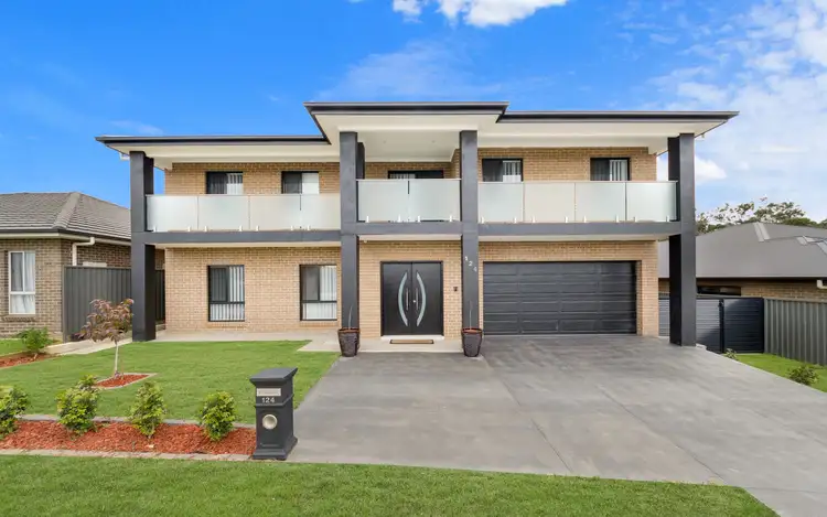 124 Hampshire Boulevard, Spring Farm NSW 2570