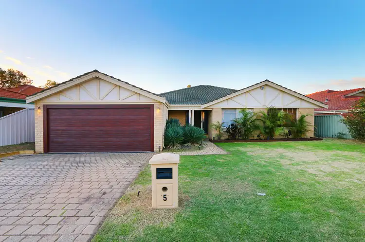 5 Constitution Gardens, Bibra Lake WA 6163