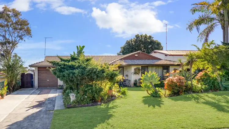 5 Cedar Avenue, Bradbury NSW 2560