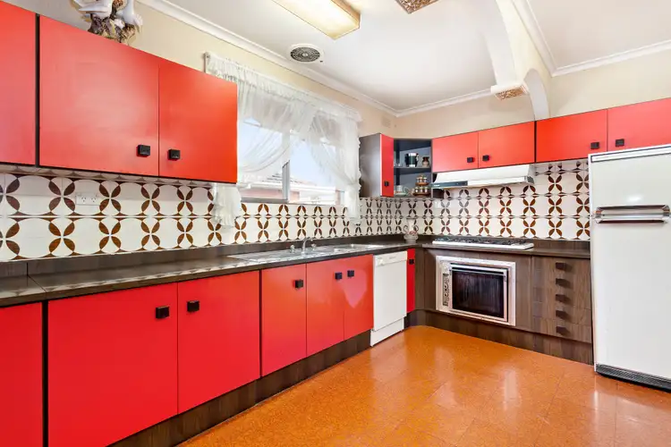Third view of Homely house listing, 10 Buckingham Court, Thomastown VIC 3074