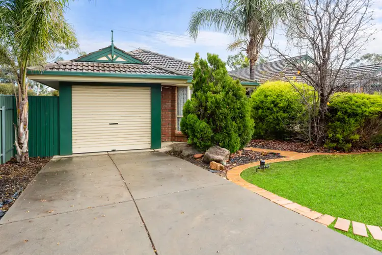 6 Chesterfield Walk, Hillbank SA 5112