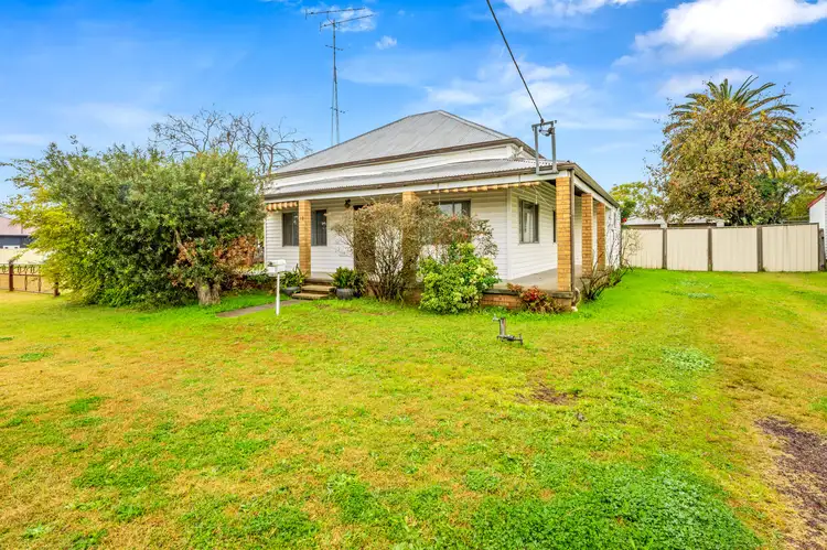 12 Comfort Avenue, Cessnock NSW 2325