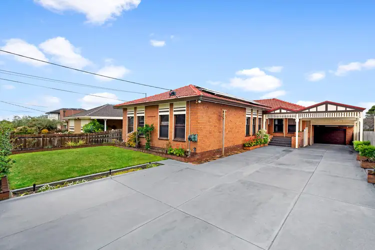 23 Worsley Avenue, Clayton South VIC 3169