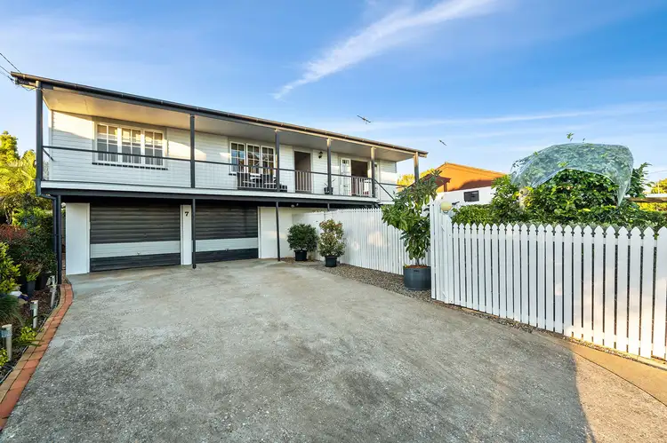 7 Benaud Street, Macgregor QLD 4109