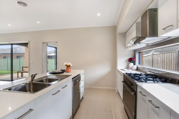 Fifth view of Homely house listing, 29 Botany Way, Pakenham VIC 3810