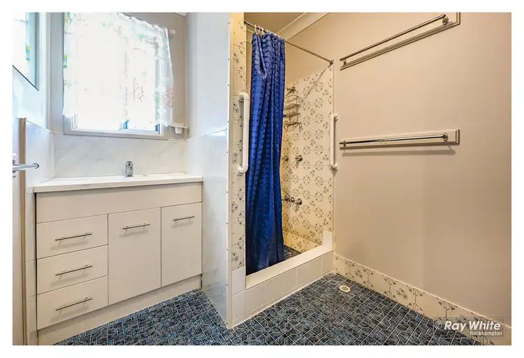 Sixth view of Homely unit listing, 2/21 Hardy Avenue, Park Avenue QLD 4701