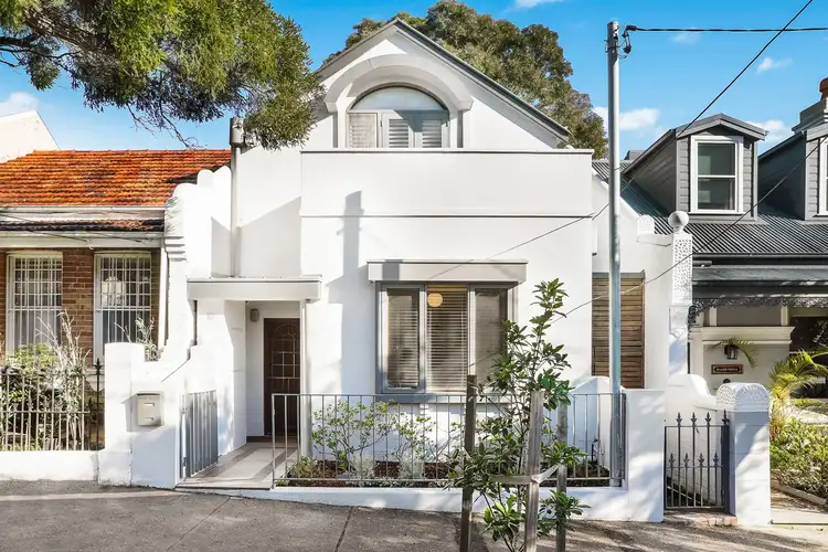 10 Lincoln Street, Stanmore NSW 2048