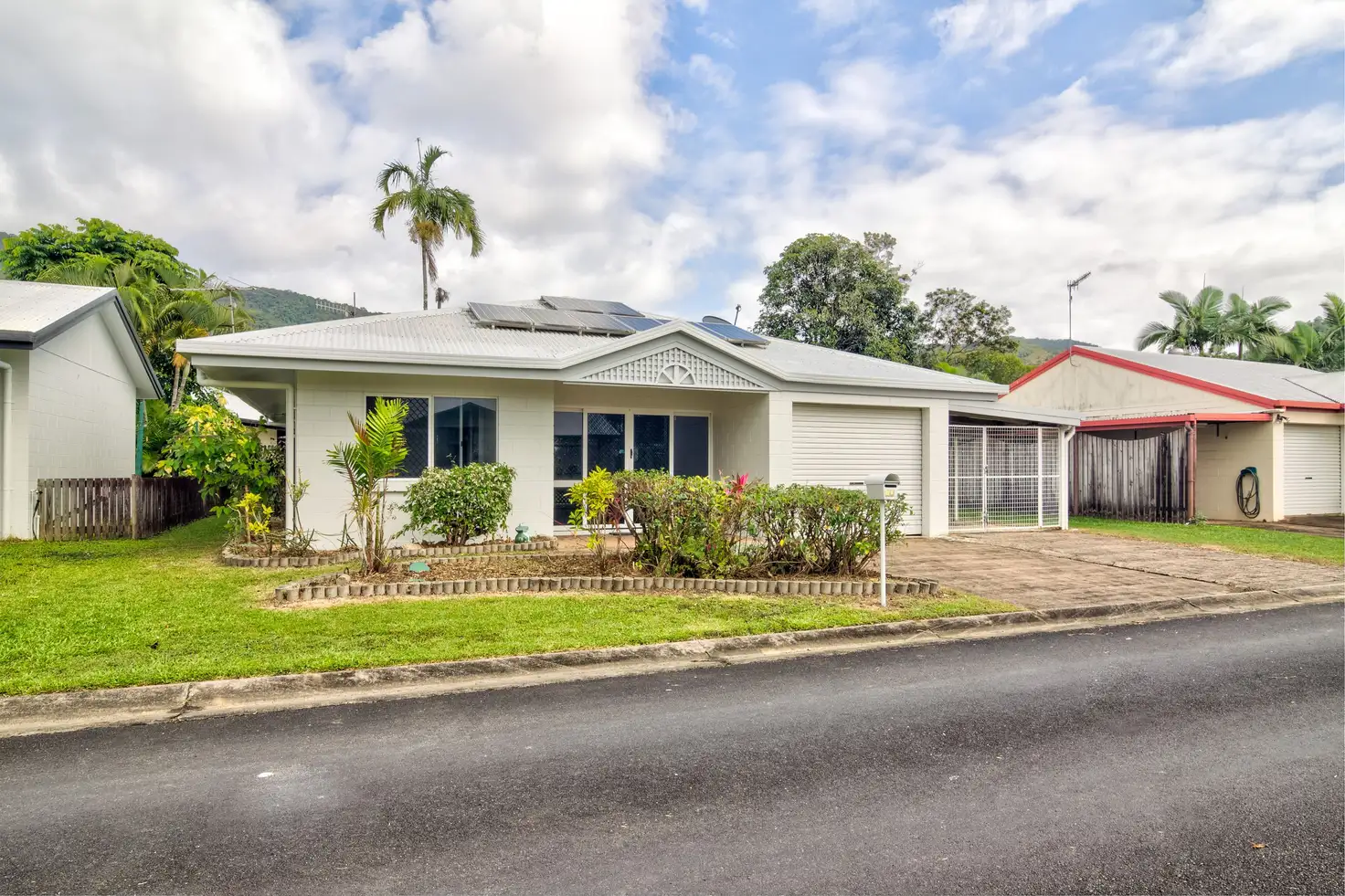 Main view of Homely townhouse listing, 58/2-6 Kamerunga Villas, Lake Placid, Caravonica QLD 4878
