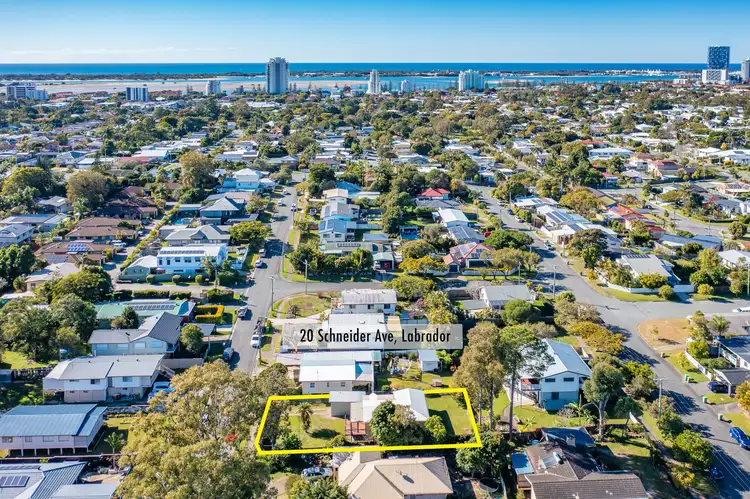 20 Schneider Avenue, Labrador QLD 4215