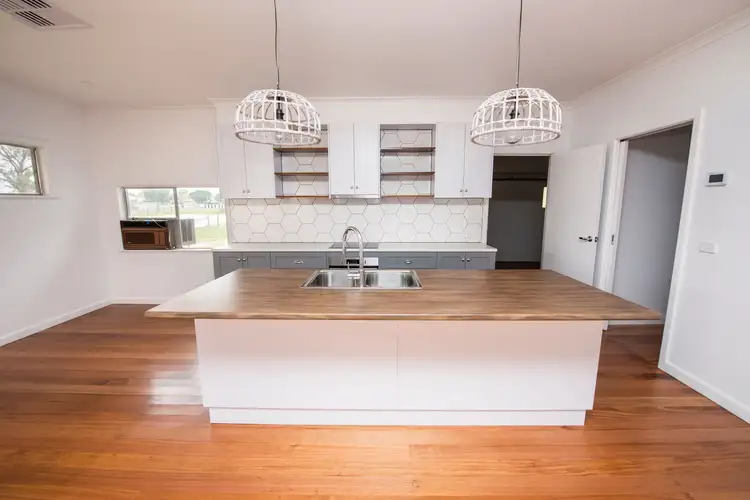 Fifth view of Homely house listing, 4 Willick Street, Swan Hill VIC 3585
