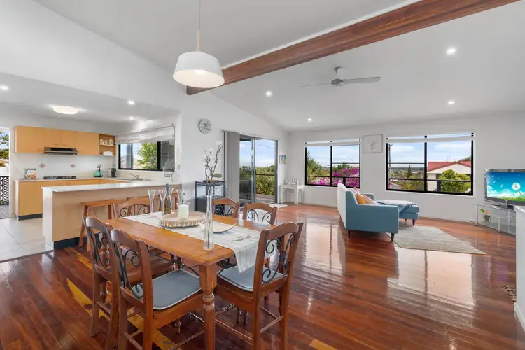 14 Lentara Crescent, Mooloolaba QLD 4557