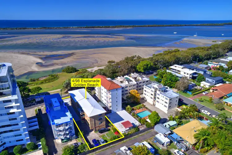 Unit 4/98 Esplanade, Golden Beach QLD 4551