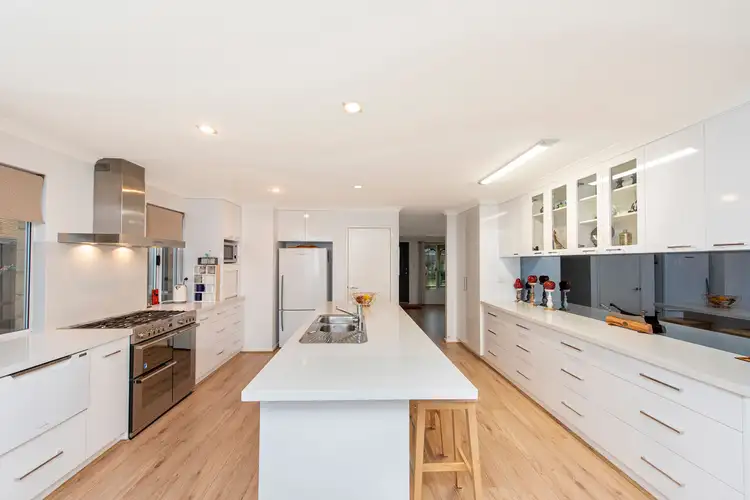 9 Spindrift Boulevard, Rockingham WA 6168