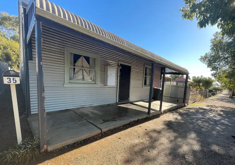 35 Sixth Street, Quorn SA 5433