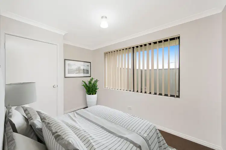 Sixth view of Homely house listing, 5 Eaton Way, Baldivis WA 6171