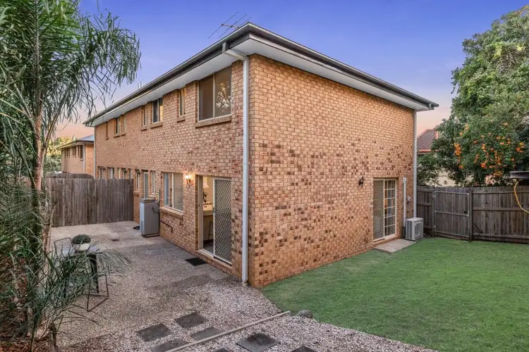4/42 Surrey Street, Nundah QLD 4012