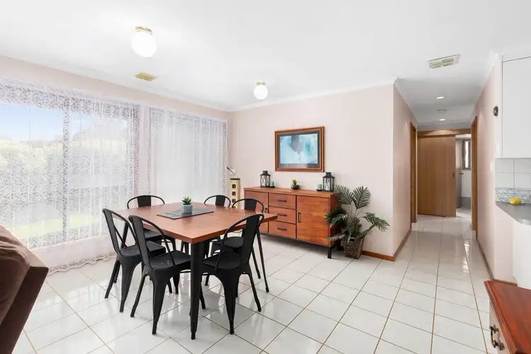 Sixth view of Homely house listing, 2 Noora Court, Mount Gambier SA 5290