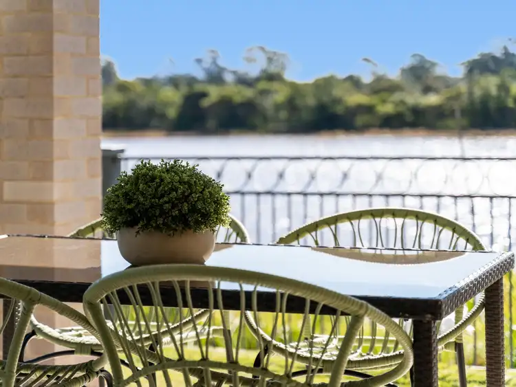 Sixth view of Homely house listing, 2 Narrabeen Close, Mardi NSW 2259