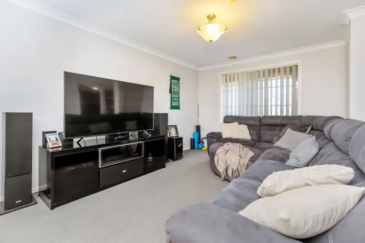 Sixth view of Homely house listing, 35 Yarrawah Crescent, Bourkelands NSW 2650