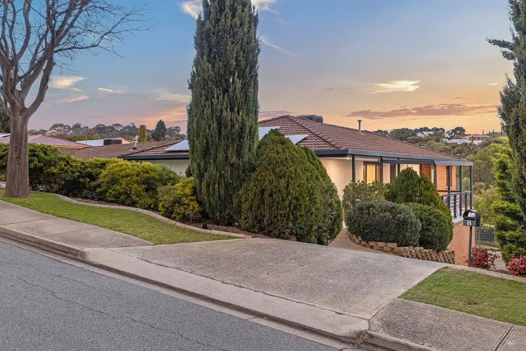 8 Grasslands Court, Wynn Vale SA 5127