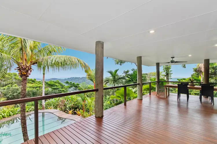 24 Bicton Close, Bingil Bay QLD 4852