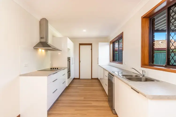 8 Boronia Crecent, Yamba NSW 2464