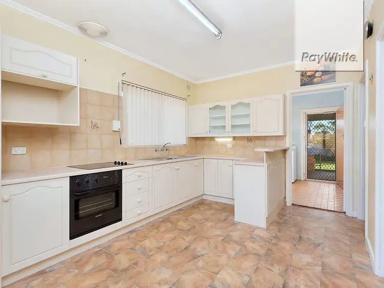 Fourth view of Homely house listing, 7 Lincoln Crescent, Pooraka SA 5095