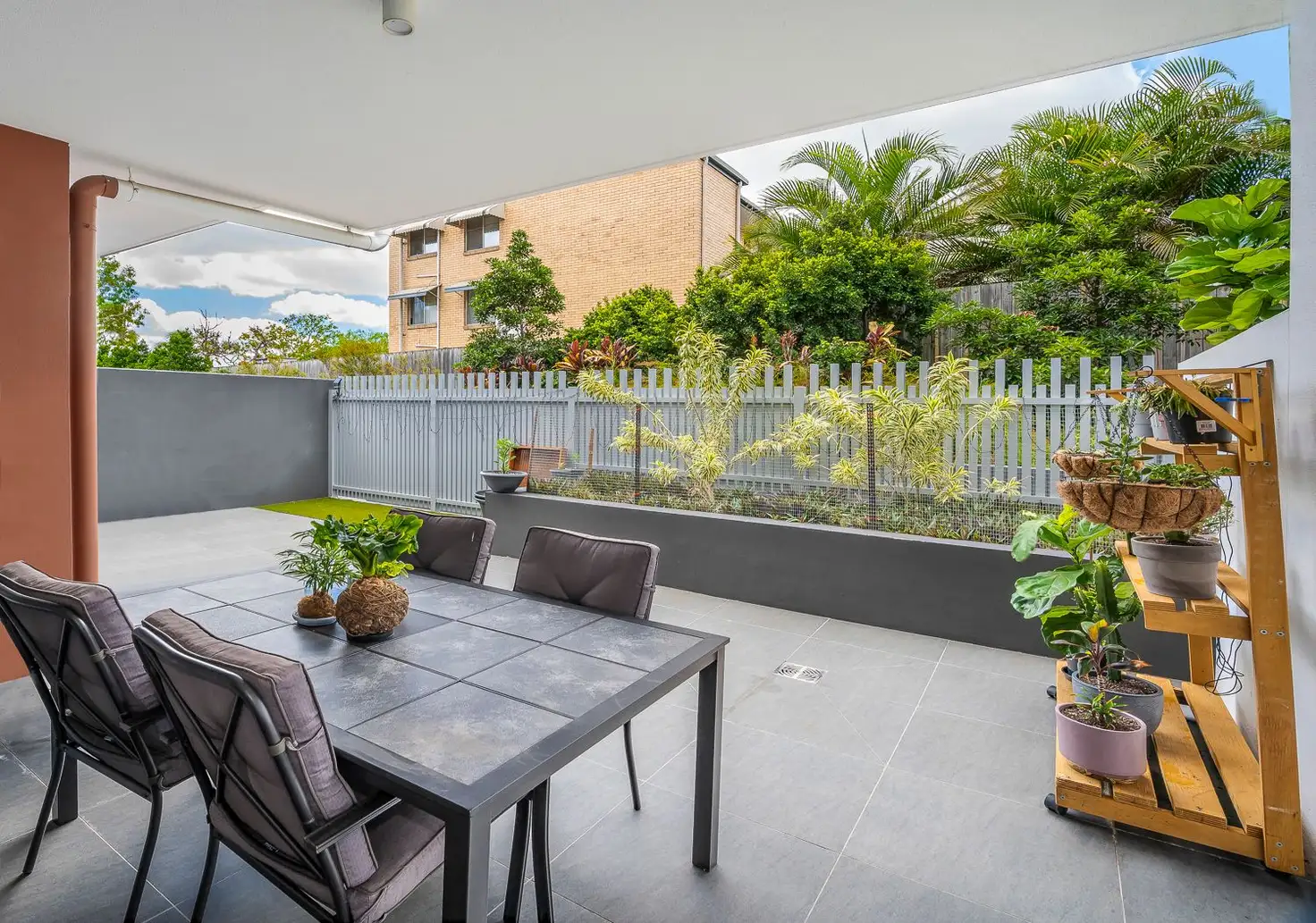 Main view of Homely unit listing, 18/53-61 Kitchener Street, Coorparoo QLD 4151