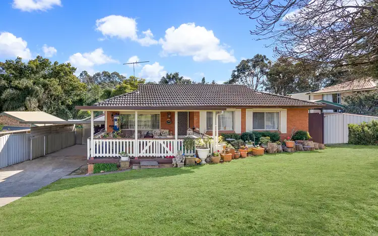 21 Maroubra Crescent, Woodbine NSW 2560