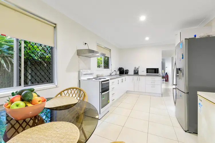 41 Schmidt Street, Victoria Point QLD 4165