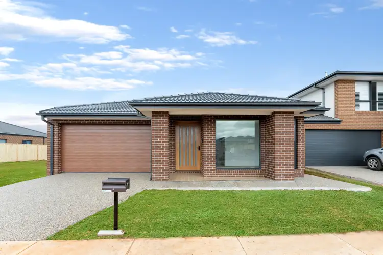 Main view of Homely house listing, 7 Mclean Street, Thornhill Park VIC 3335