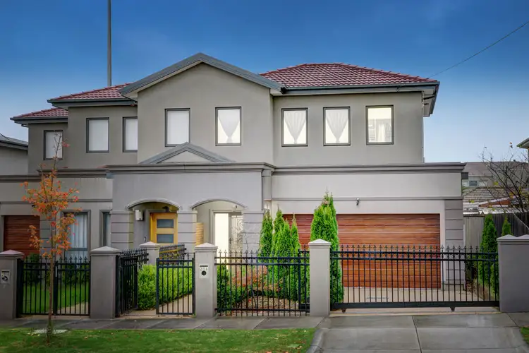 Main view of Homely townhouse listing, 2A Osborne Avenue, Bentleigh VIC 3204