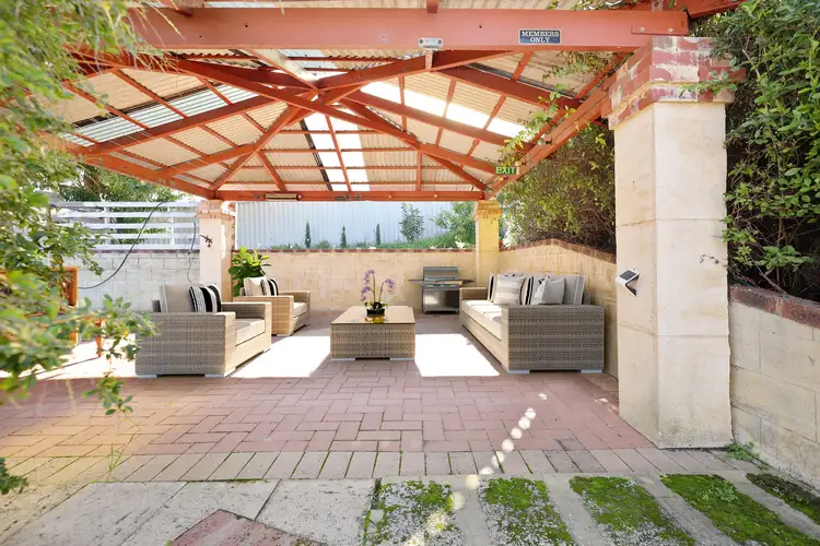27 Maritana Road, Kallaroo WA 6025