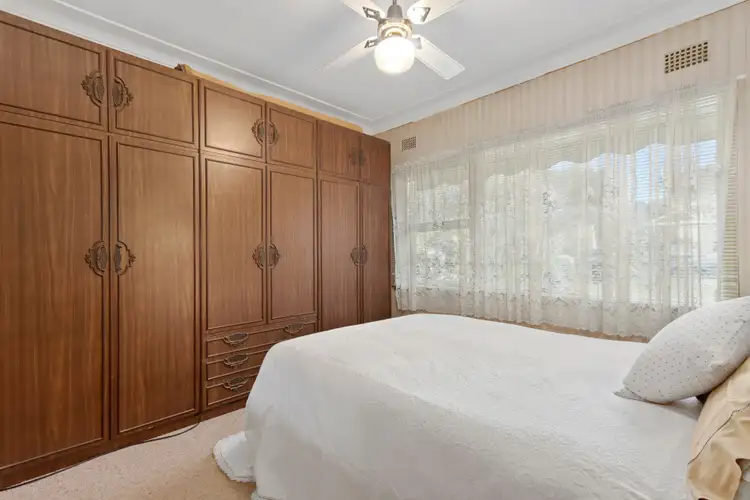 Sixth view of Homely house listing, 2 Wordsworth Place, Sylvania NSW 2224
