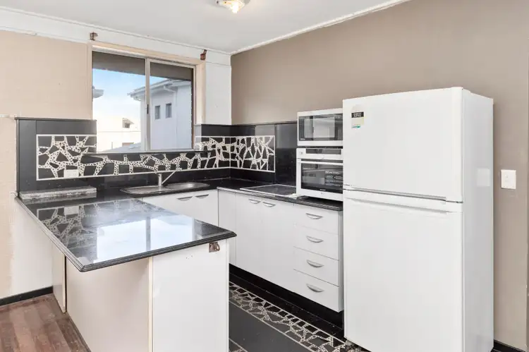Fifth view of Homely unit listing, 9/5 Thornton Street, Surfers Paradise QLD 4217