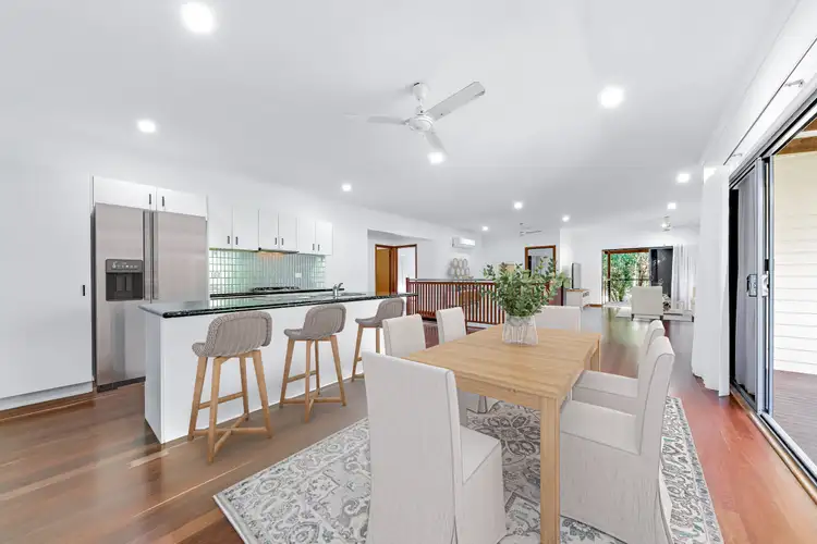 2/7 Border Drive, Cannonvale QLD 4802