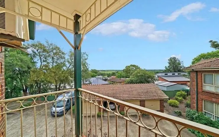 Fifth view of Homely house listing, 6/1a Old Hume Highway, Camden NSW 2570