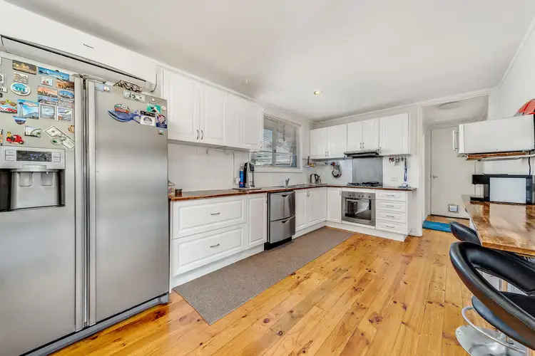 Fifth view of Homely house listing, 9 Foreman Place, Macgregor ACT 2615