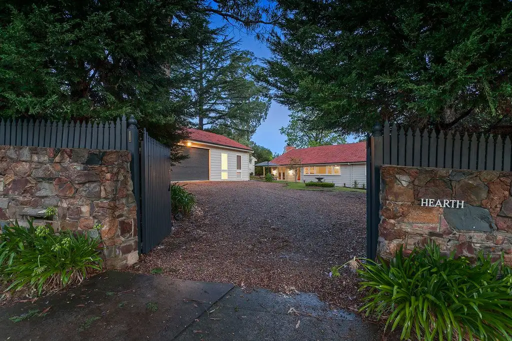 Main view of Homely house listing, 1 Hearthside Court, Ringwood VIC 3134