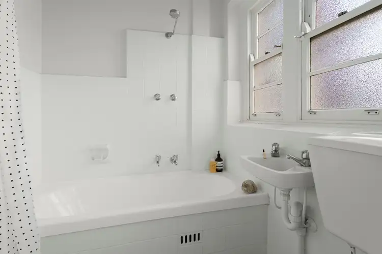 Fourth view of Homely apartment listing, 12/3 Crick Avenue, Elizabeth Bay NSW 2011