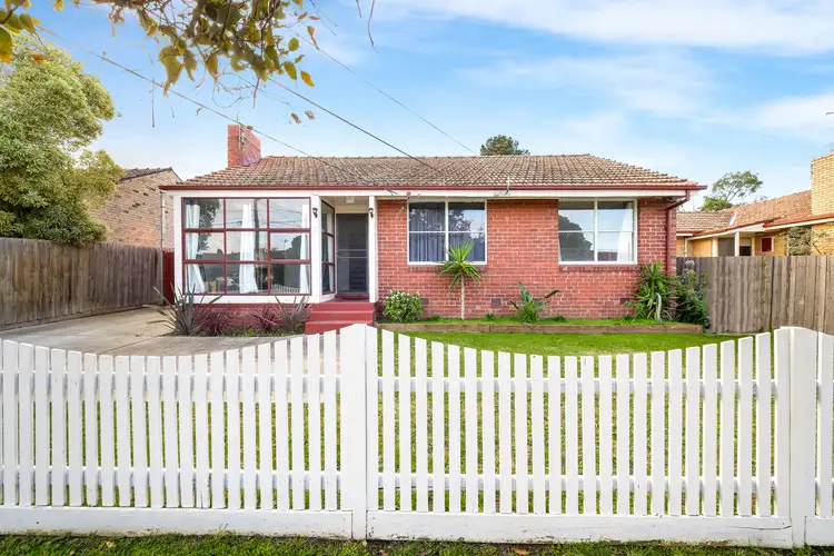 16 Fidge Court, Jacana VIC 3047