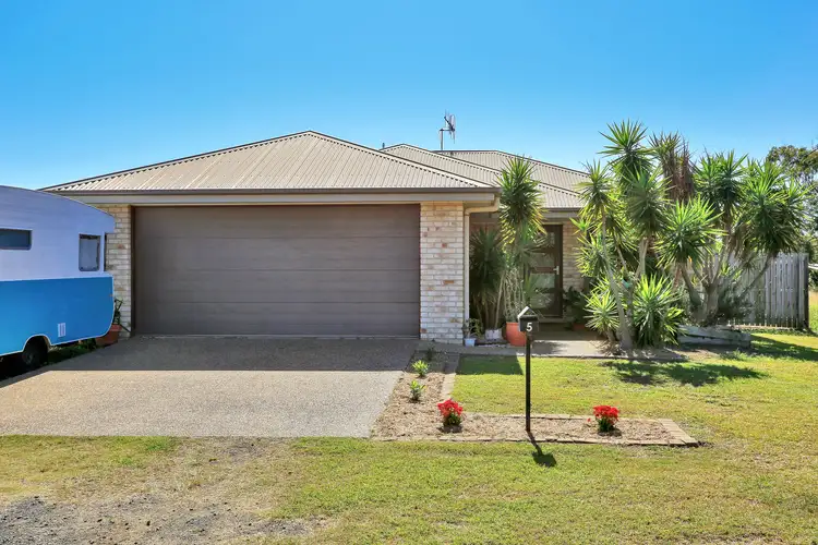 5 Young Street, Burnett Heads QLD 4670