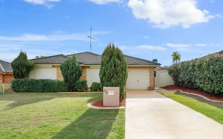 32 Theseus Circuit, Rosemeadow NSW 2560