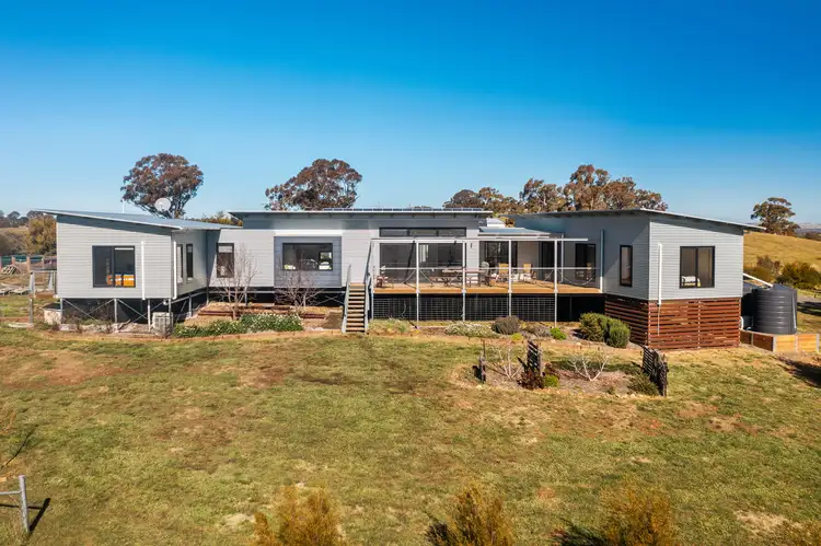 8 Povey Place, Breadalbane NSW 2581