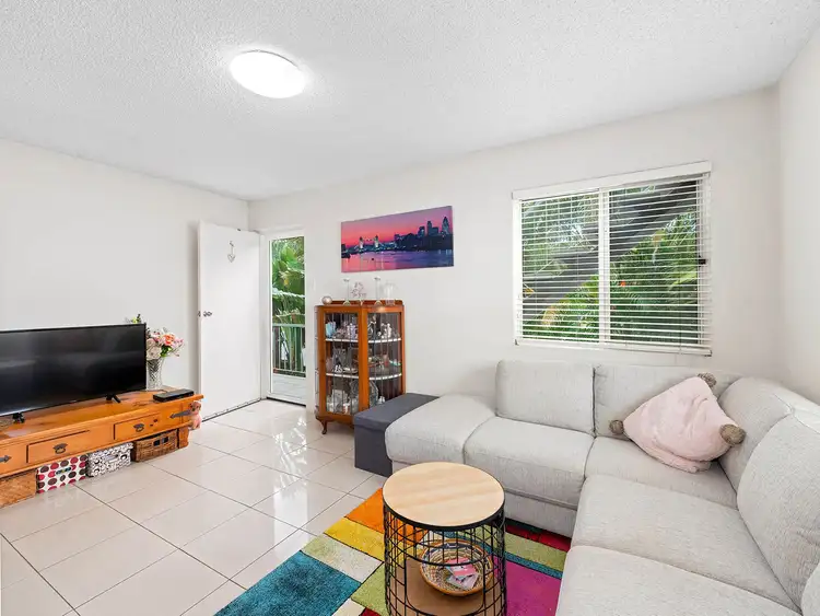 Second view of Homely apartment listing, 3/40 Beatrice Street, Hawthorne QLD 4171