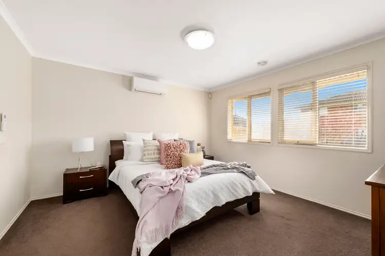 Third view of Homely house listing, 6 Carlingford Close, Rowville VIC 3178