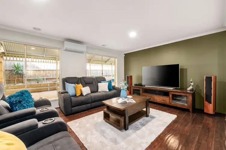 Fifth view of Homely house listing, 6 Carlingford Close, Rowville VIC 3178
